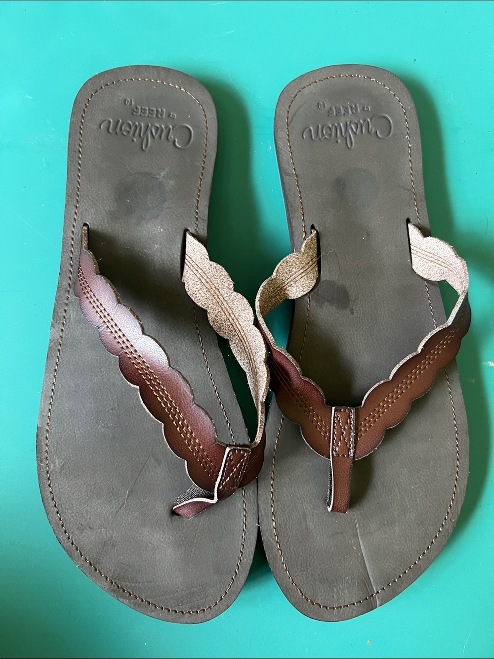 Reef Women's Brown Scalloped Thong Sandals with Metallic Rose-Strap Detail